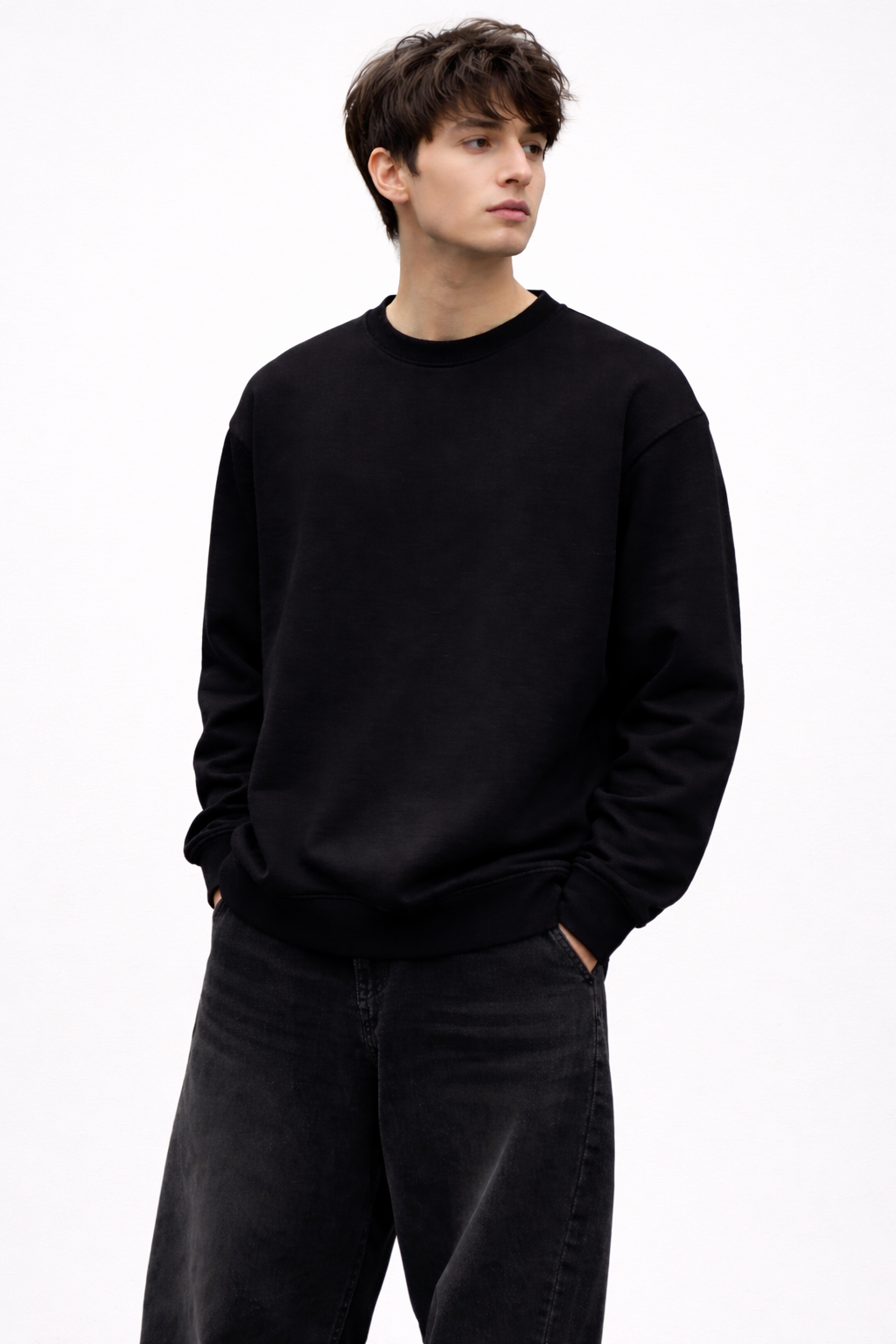 BLACK HEAVYWEIGHT OVERSIZED SWEATSHIRT