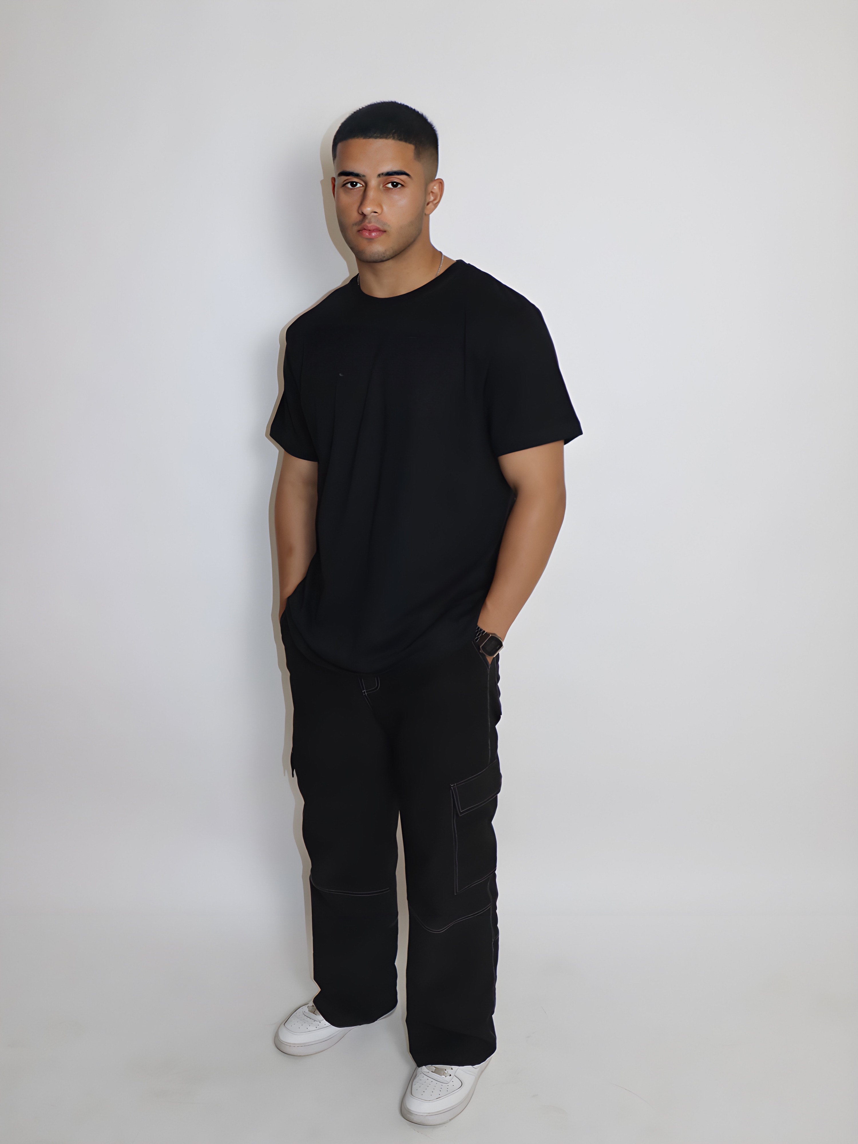 BLACK RELAXED FIT T-SHIRT