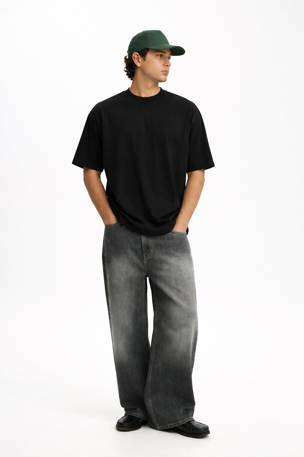 BLACK HEAVYWEIGHT OVERSIZED T-SHIRT