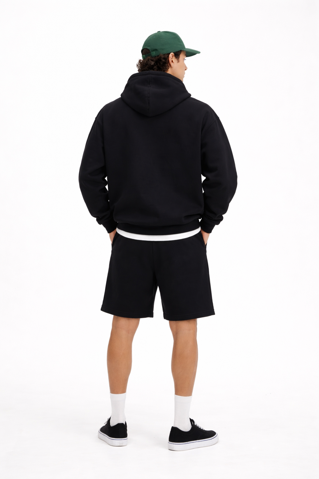 BLACK HEAVYWEIGHT HOODIE