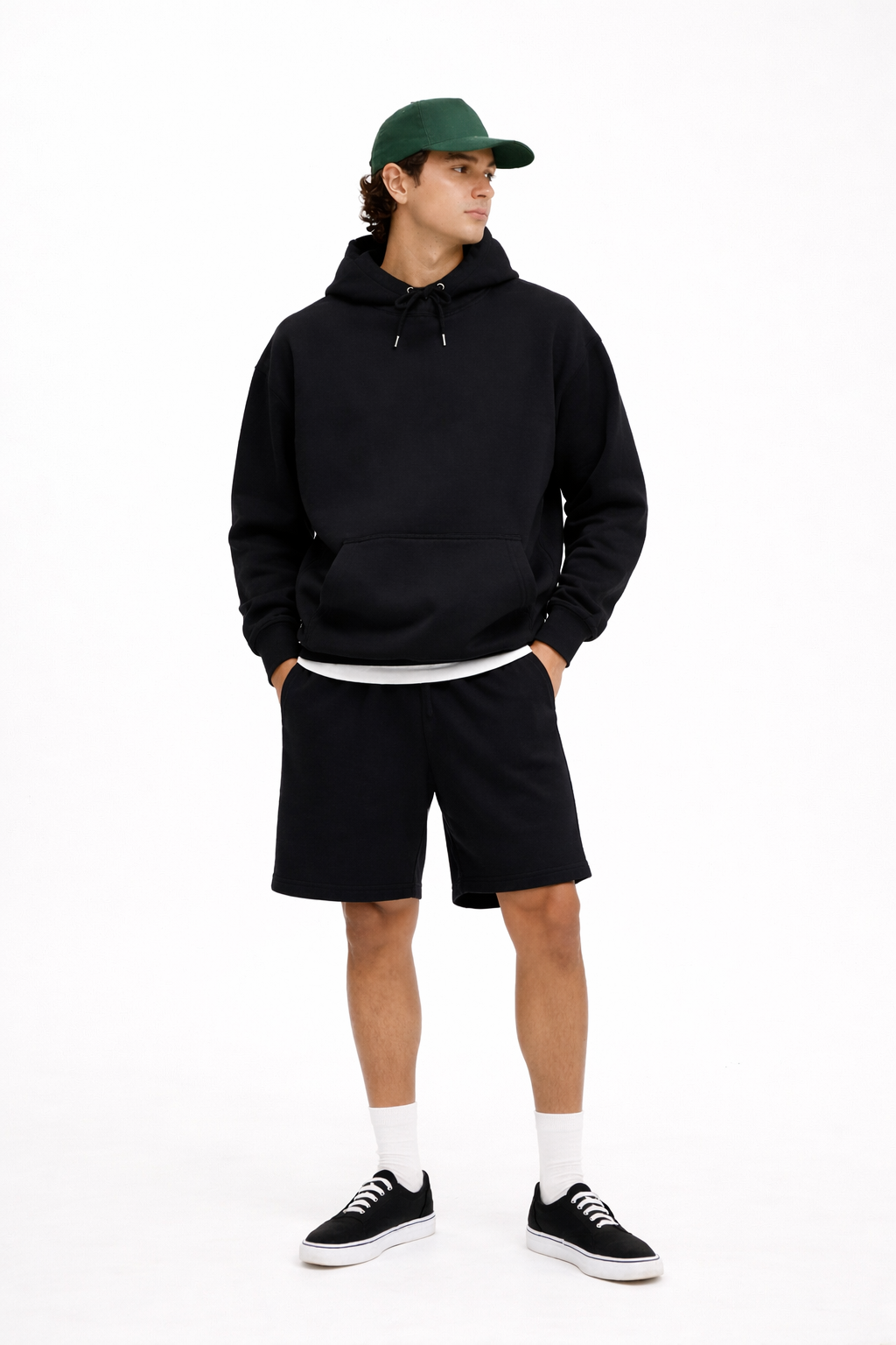 BLACK HEAVYWEIGHT HOODIE