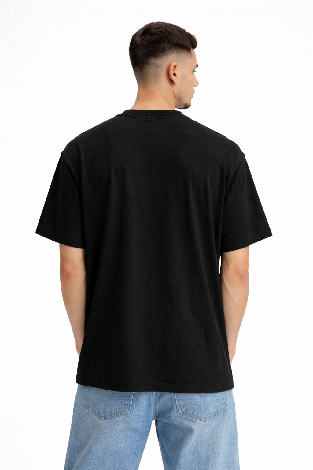 BLACK OVERSIZED T-SHIRT
