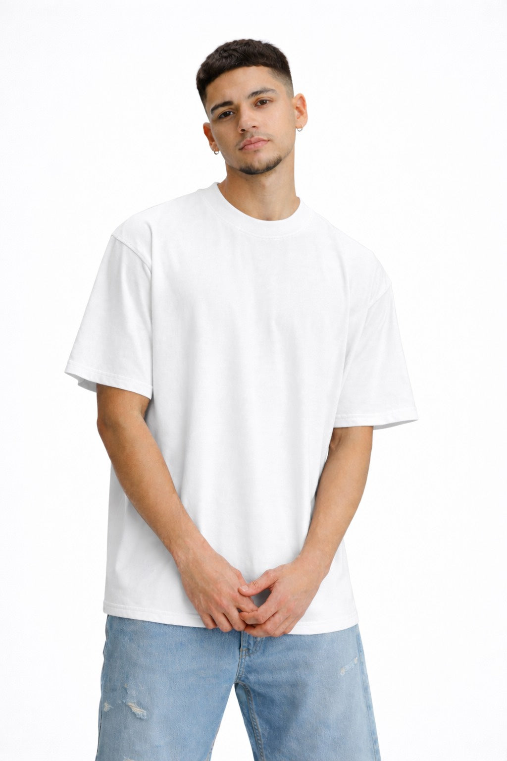 WHITE OVERSIZED T-SHIRT